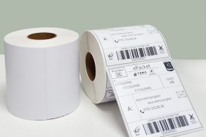 Giấy decal in mã vạch pvc siêu dính 90×106 dạng cuộn 100m